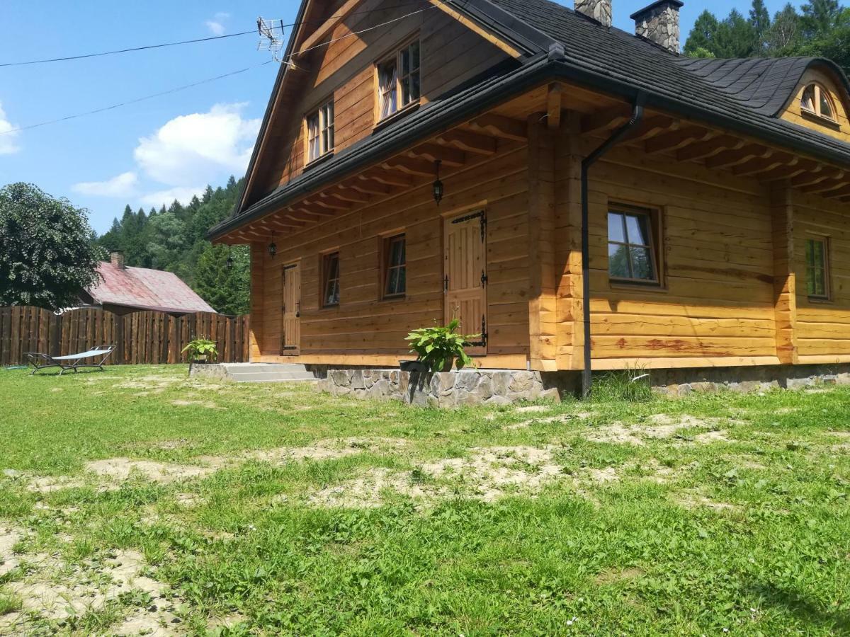 Fajna Chatka Ustrzyki Dolne Exterior foto